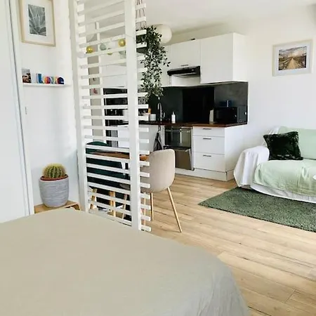 Cosy Avec Terrasse Et Garage Saint-laurent Du Limitrophe